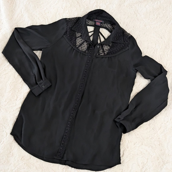 Women's top size Small silky black blouse open detail - Picture 1 of 10